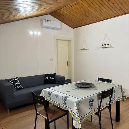 La Mansarda Di Melo Apartment Катания Екстериор снимка